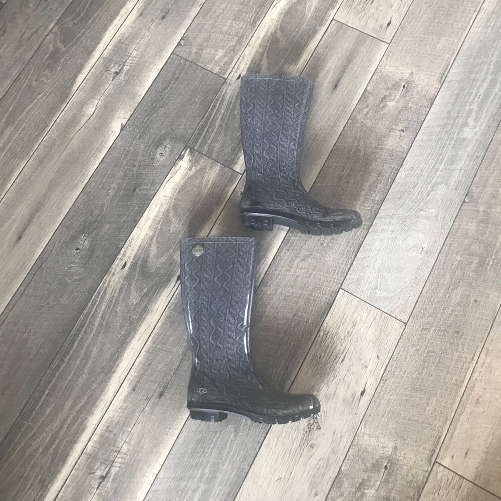 Ugg rain boots
